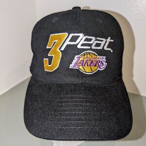 *NWOT* Vintage Los Angeles Lakers 3Peat Hat Cap Men’s Black Basketball NBA